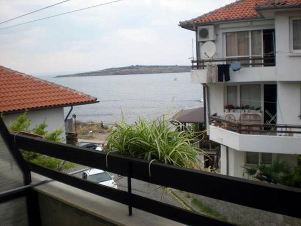 Guest House Liliya سوزوبول المظهر الخارجي الصورة