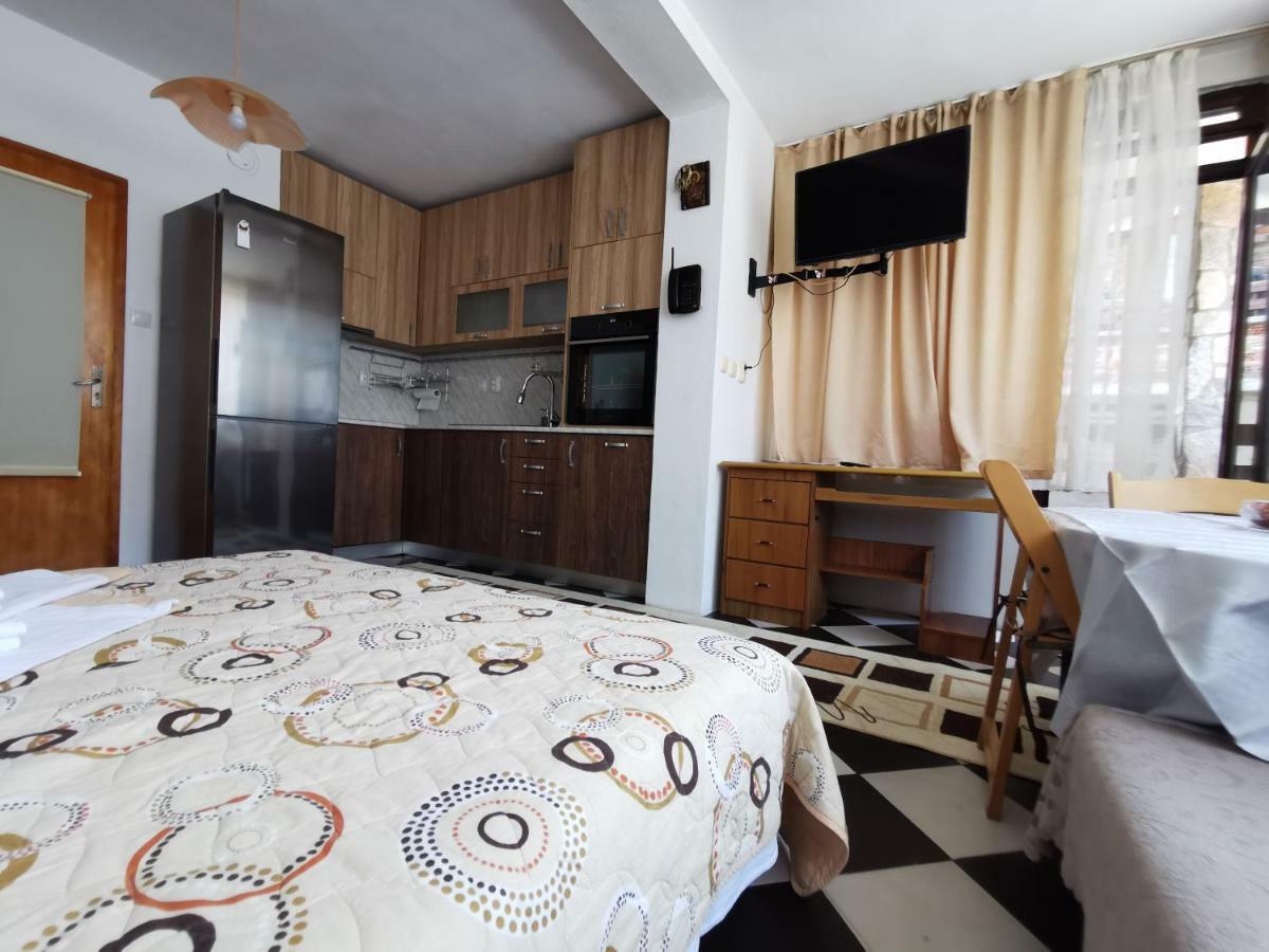 Guest House Liliya سوزوبول المظهر الخارجي الصورة